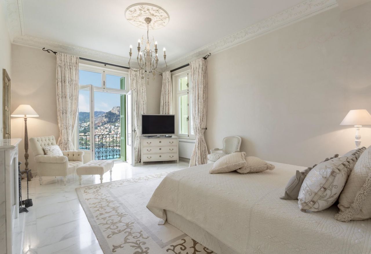 Вилла в Рокбрюн-Кап-Мартен, Франция, 1 500 м2 фото 4