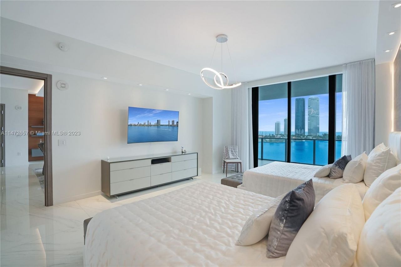 Квартира в Майами, США, 250 м2 фото 5
