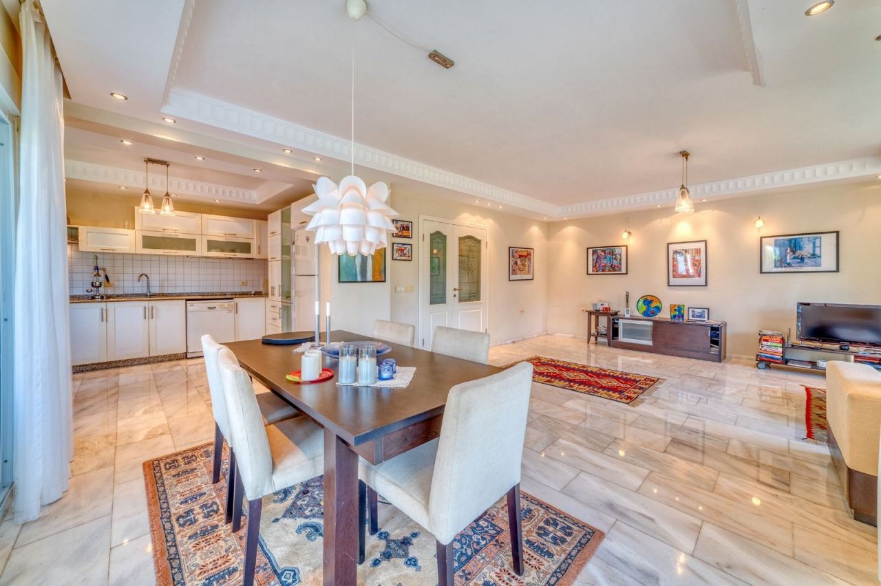 Квартира в Алании, Турция, 280 м2 фото 3
