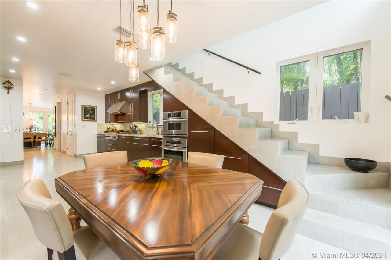 Вилла в Майами, США, 350 м2 фото 2