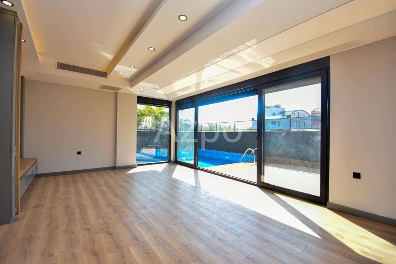 Вилла в Анталии, Турция, 250 м2 фото 2