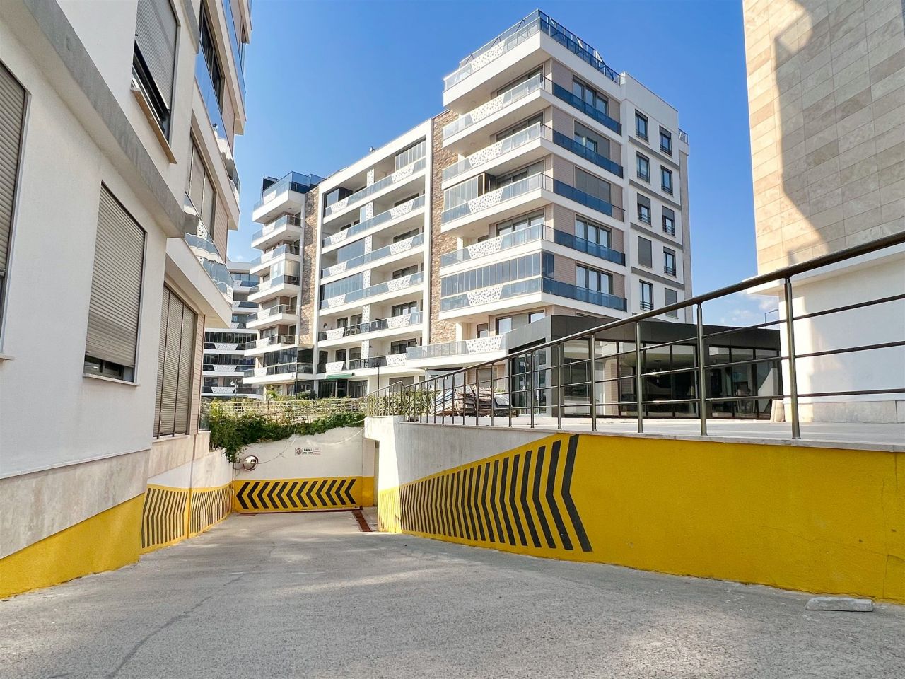Квартира в Анталии, Турция, 200 м2 фото 2