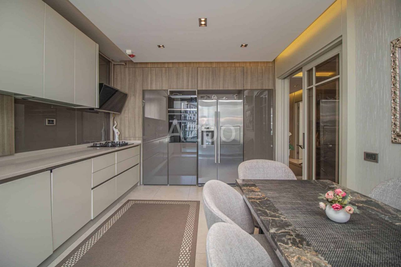 Апартаменты в Анталии, Турция, 240 м2 фото 3