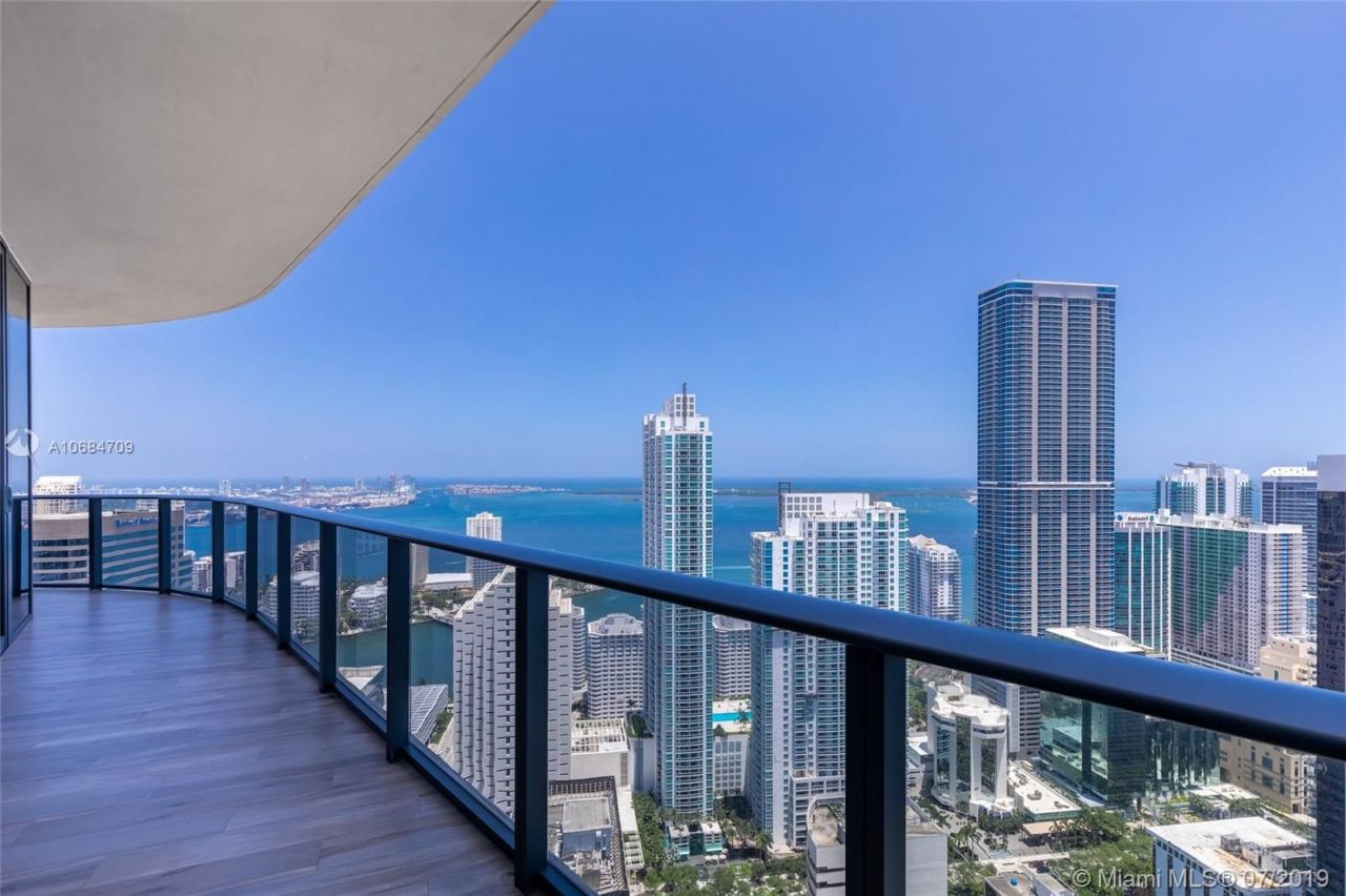 Квартира в Майами, США, 140 м2 фото 2