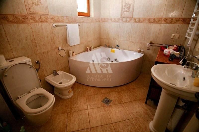Коттедж в Бигово, Черногория, 180 м2 фото 4