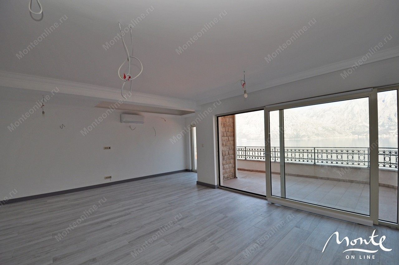 Квартира в Которе, Черногория, 100 м2 фото 2