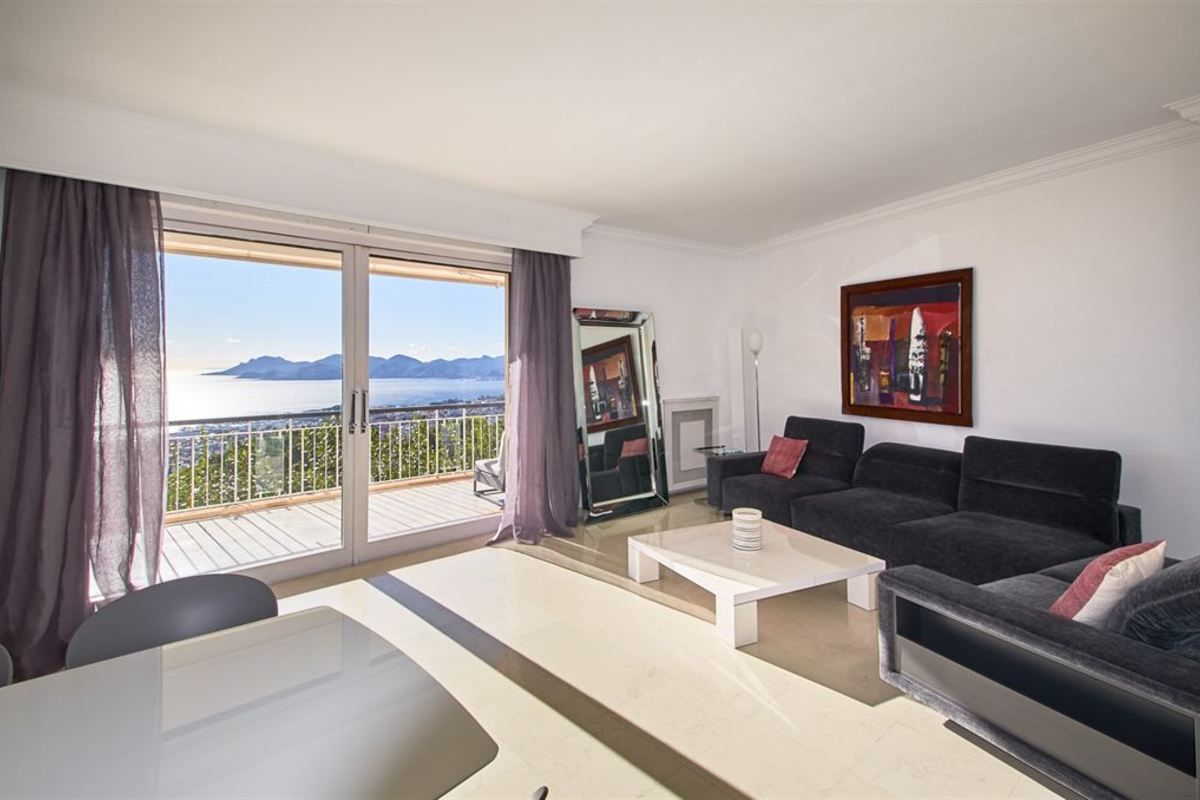 Апартаменты в Каннах, Франция, 110 м2 фото 2