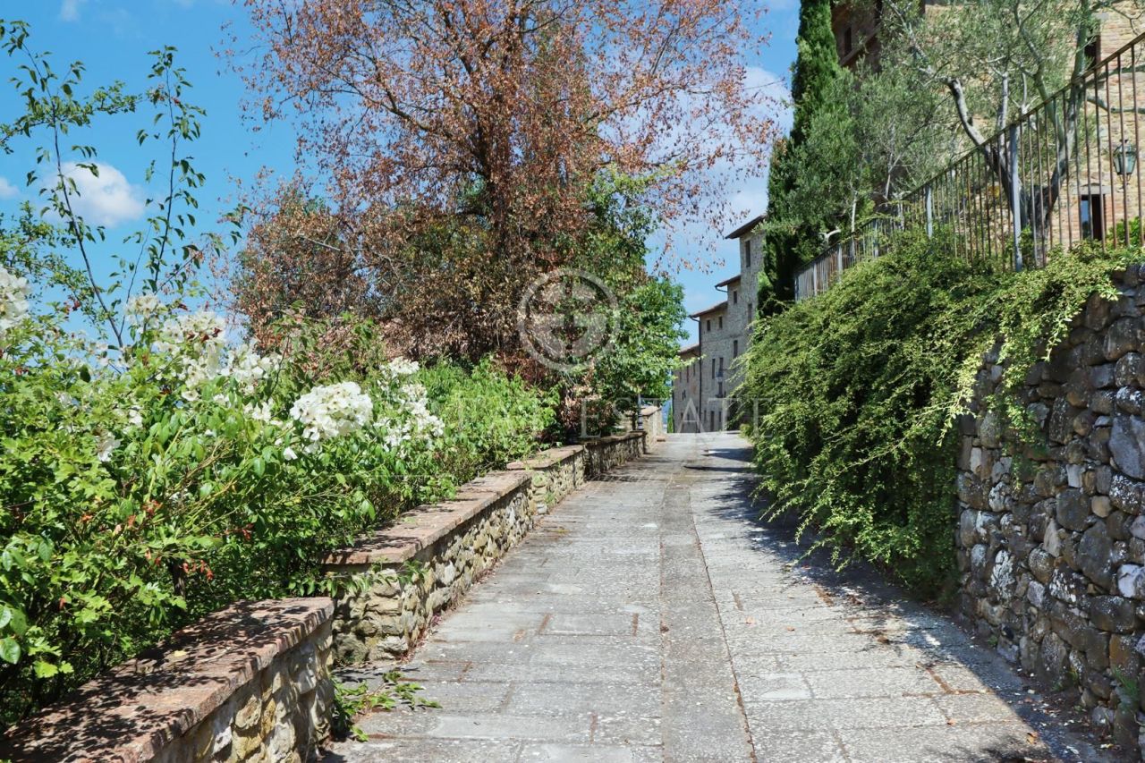 Дом в Умбертиде, Италия, 226 м2 фото 2