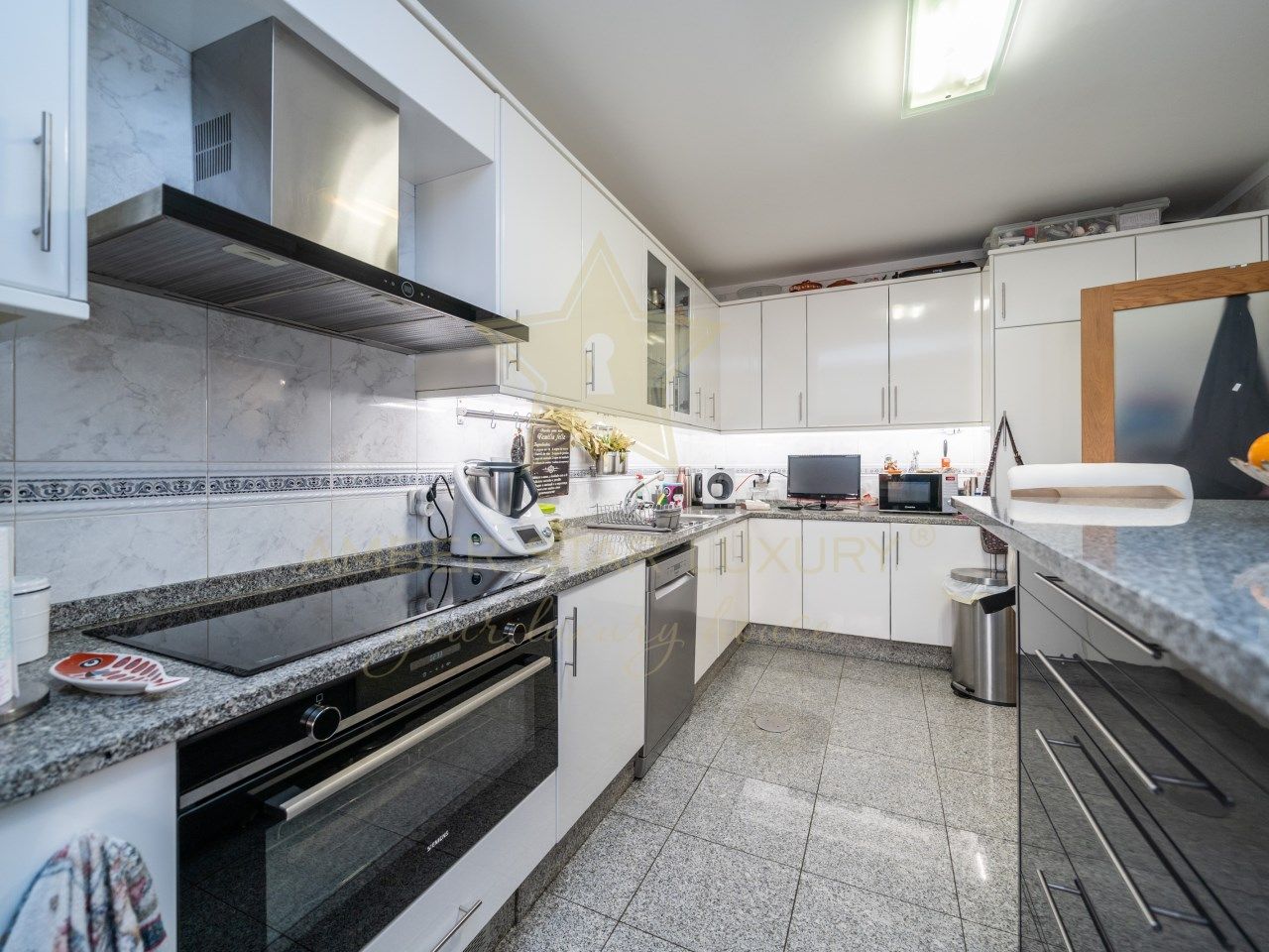 Квартира в Вила-Нова-ди-Гая, Португалия, 121 м2 фото 2