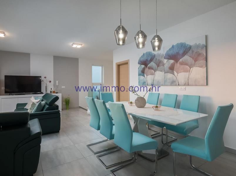 Вилла в Рогознице, Хорватия, 180 м2 фото 2