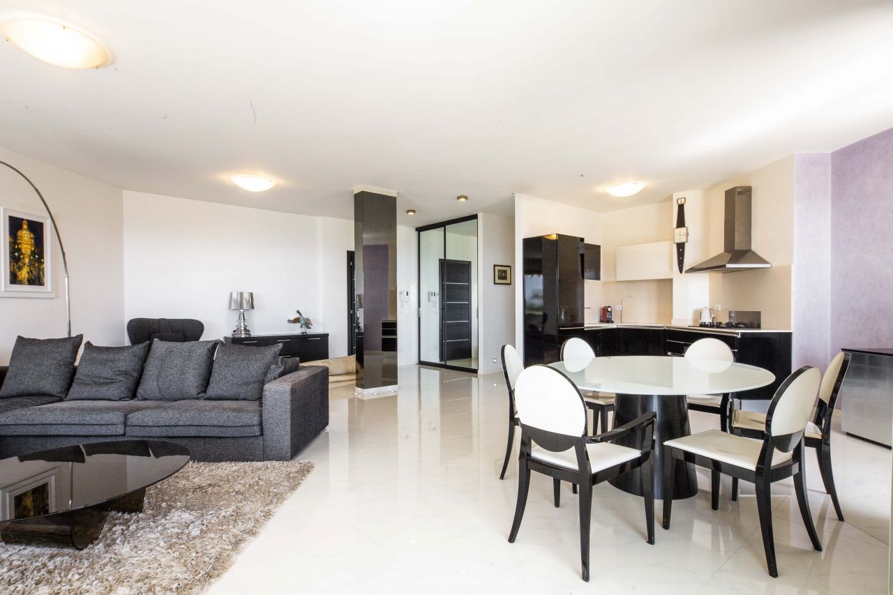 Квартира в Сан-Ремо, Италия, 170 м2 фото 3