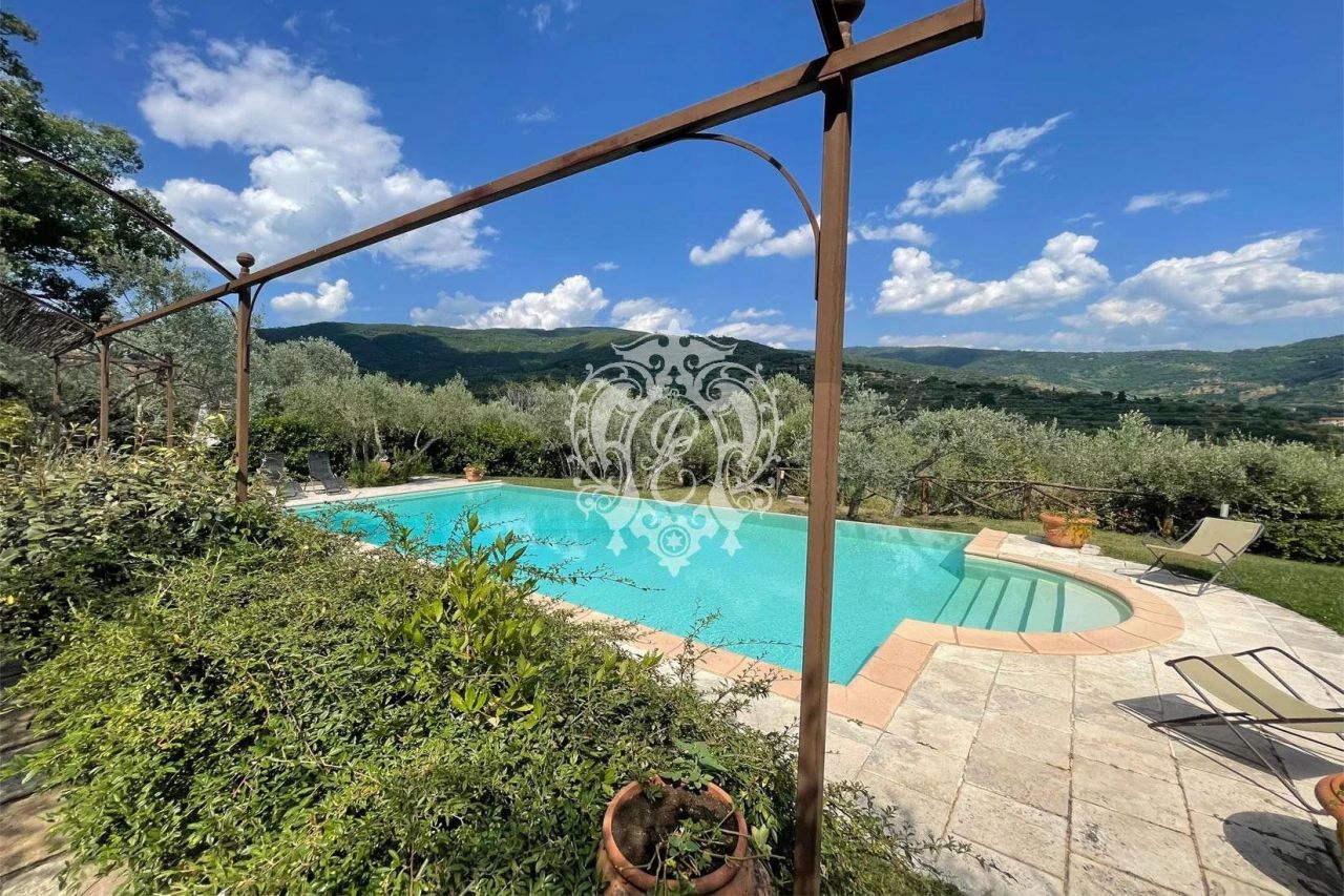 Дом в Сиене, Италия, 345 м2 фото 2
