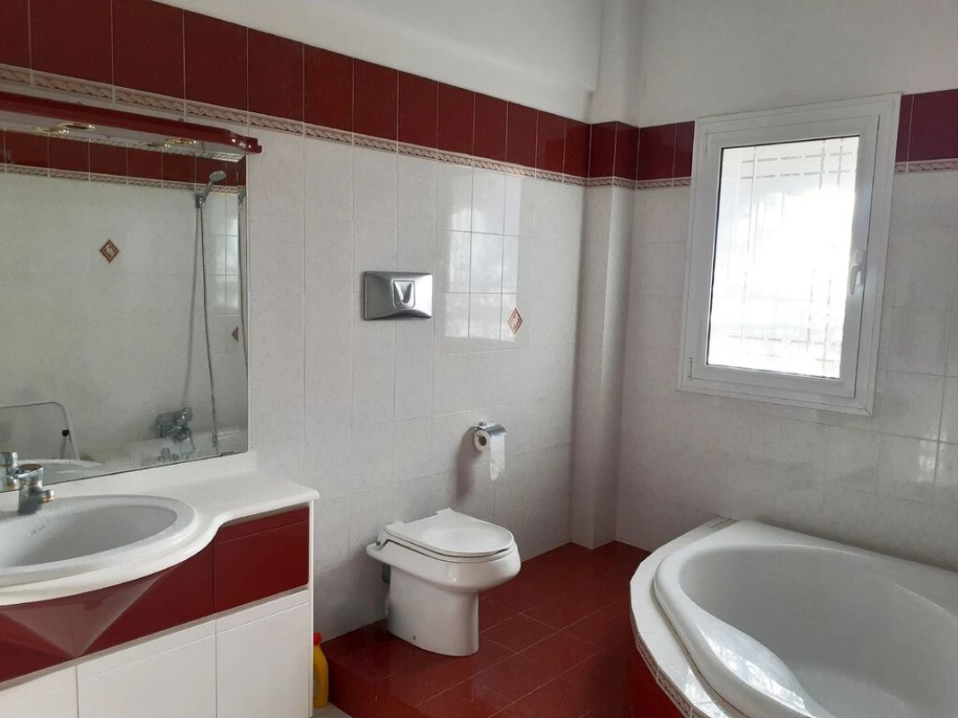 Дом в Афинах, Греция, 370 м2 фото 2