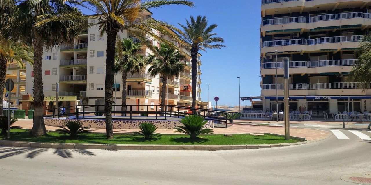 Апартаменты в Валенсии, Испания, 91 м2 фото 2