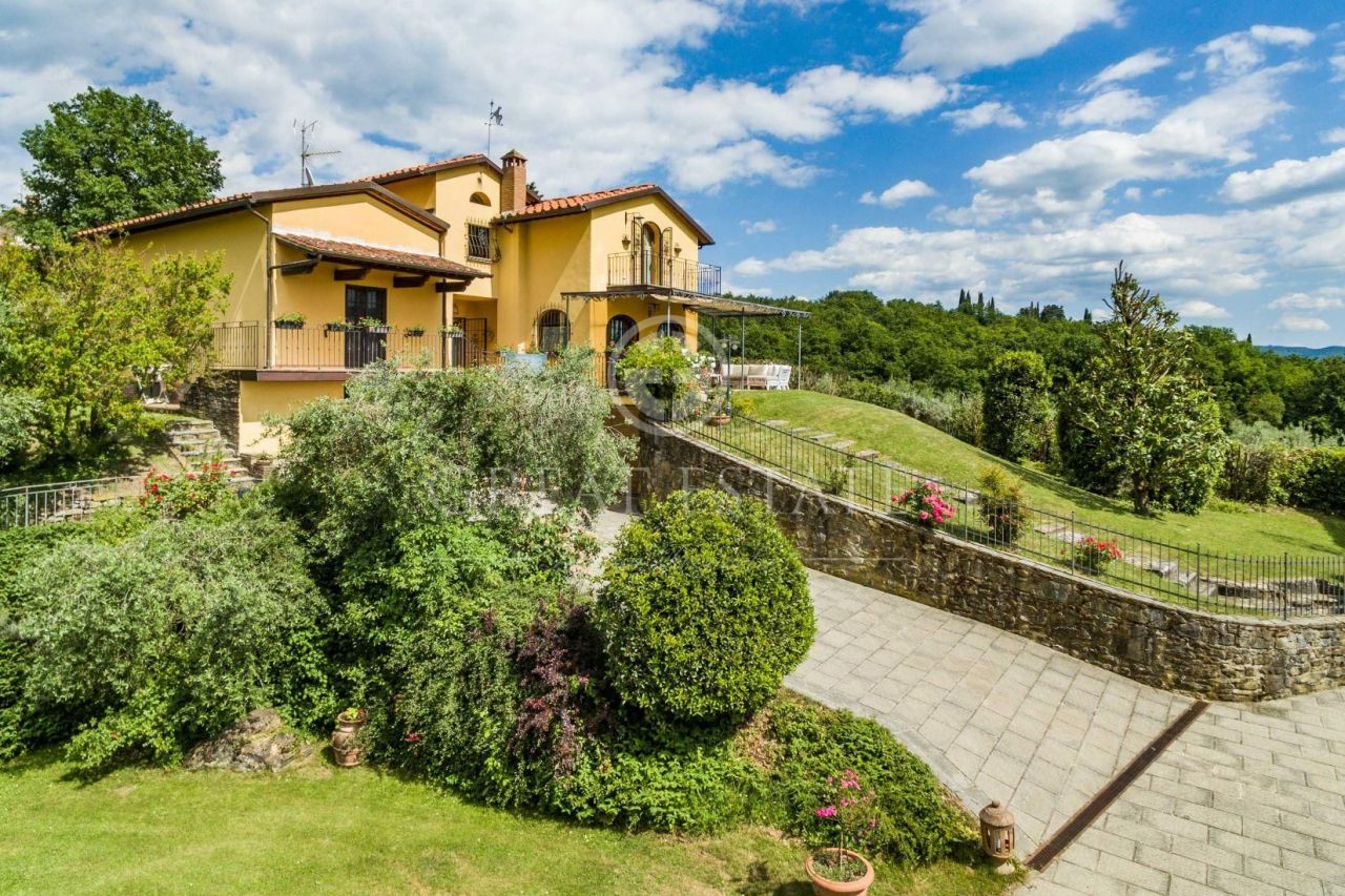 Вилла в Ареццо, Италия, 347.75 м2 фото 5
