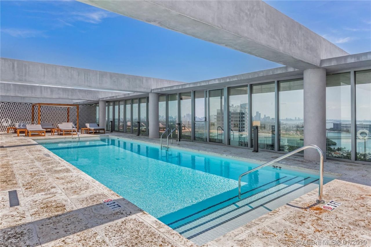 Квартира в Майами, США, 380 м2 фото 4