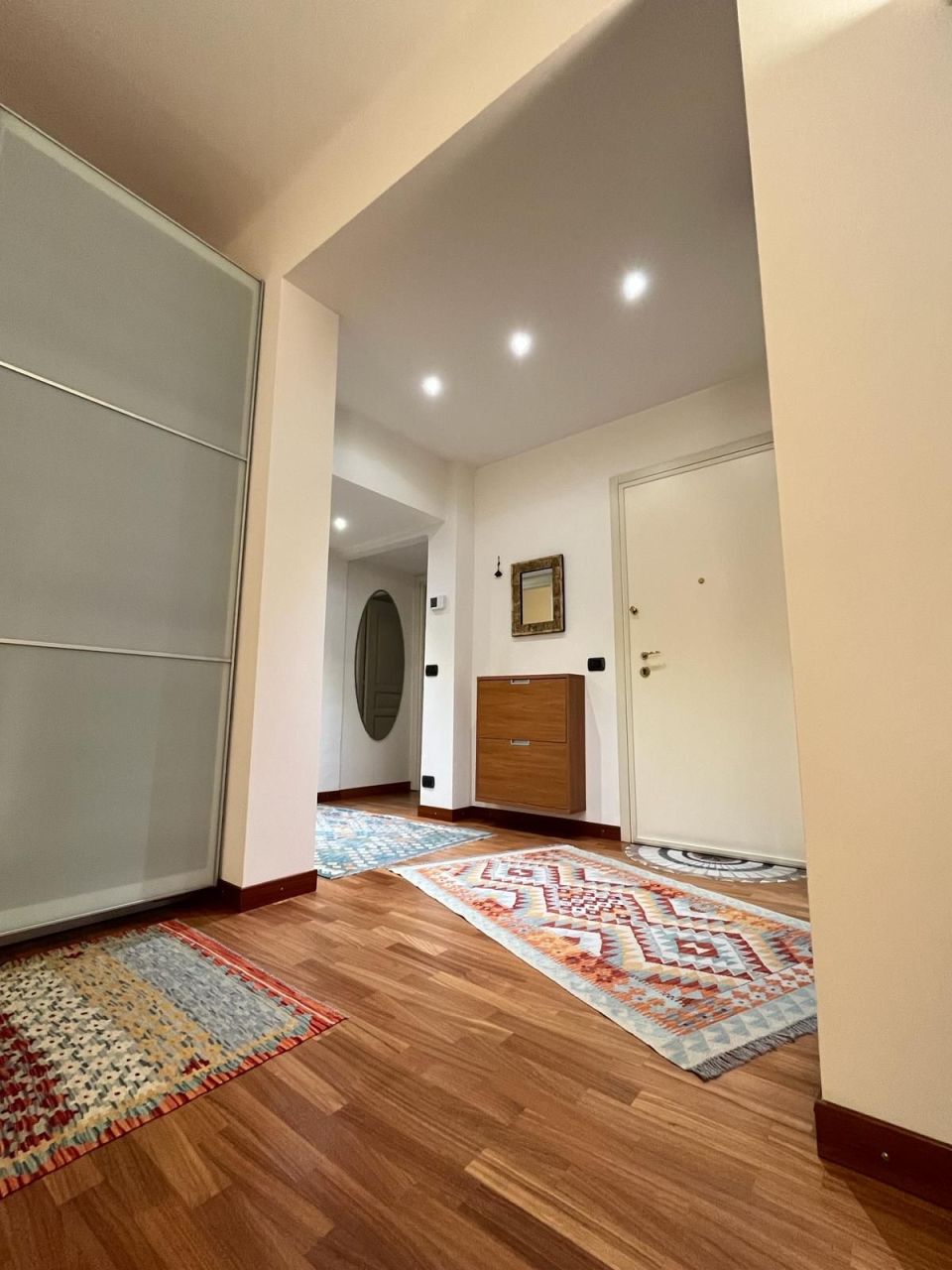 Апартаменты в Милане, Италия, 127 м2 фото 2