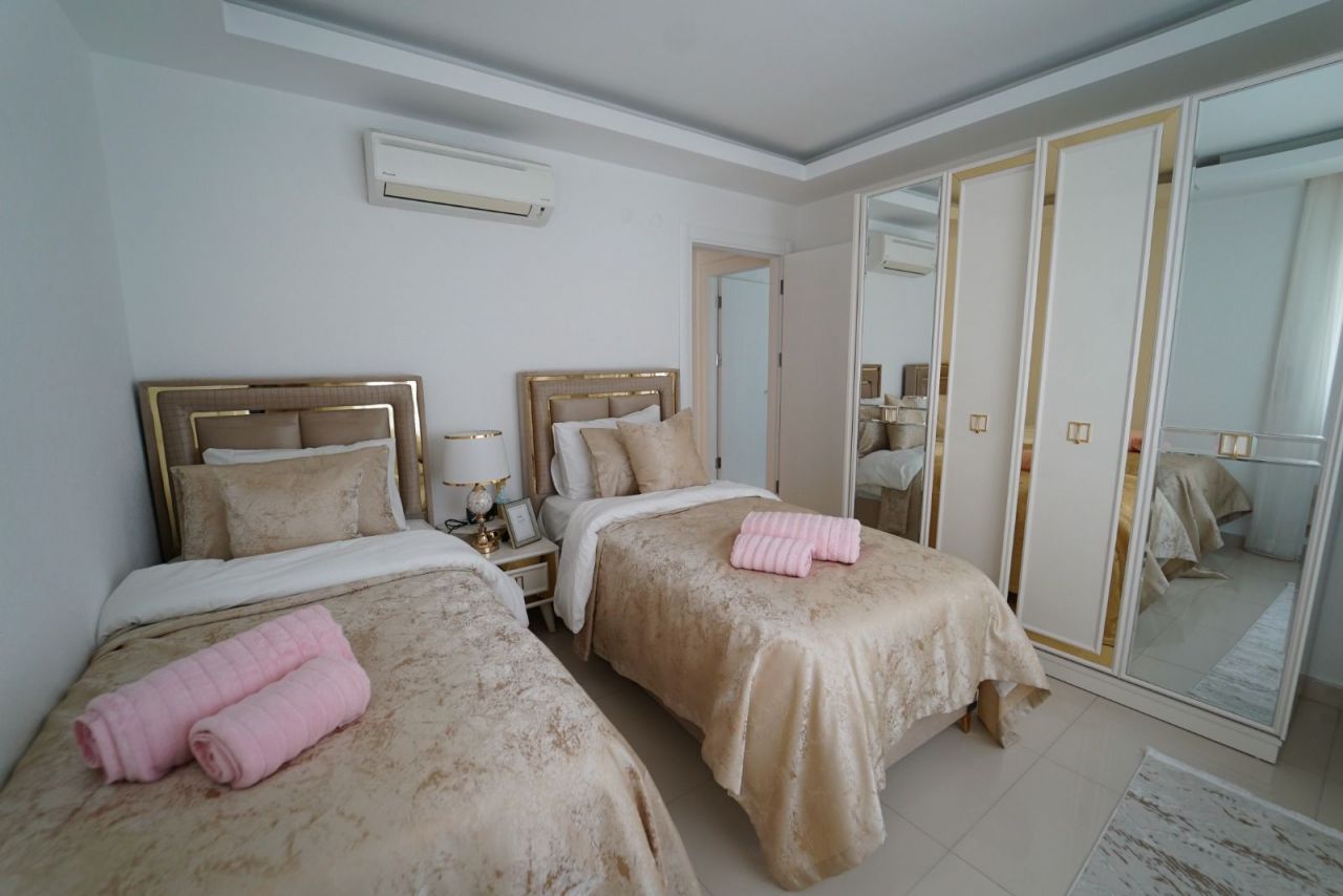 Квартира в Алании, Турция, 175 м2 фото 2