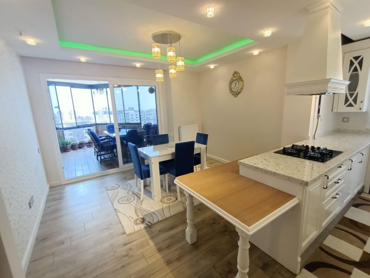 Квартира в Мерсине, Турция, 220 м2 фото 2