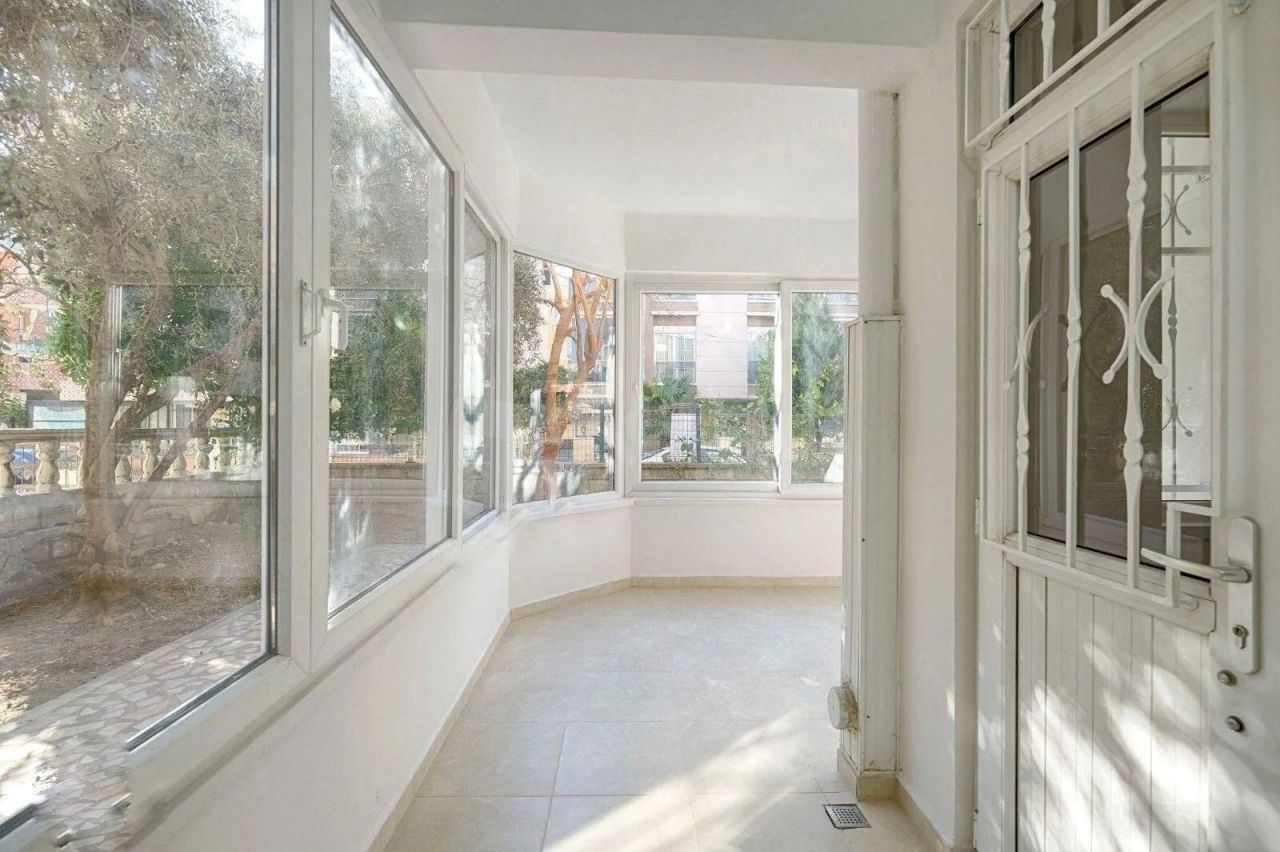 Квартира в Анталии, Турция, 90 м2 фото 2
