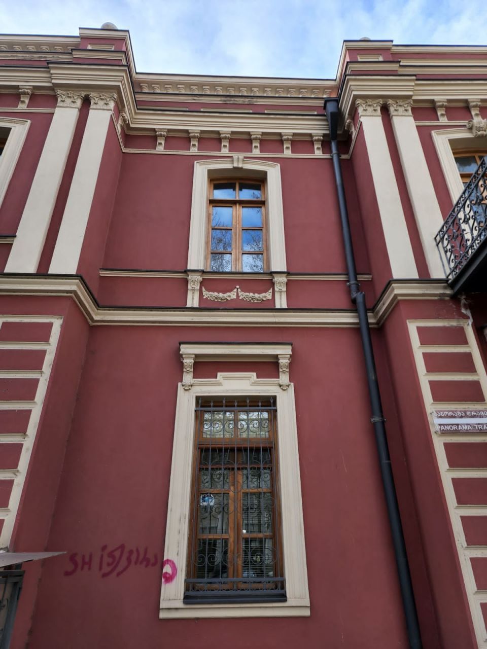 Квартира в Тбилиси, Грузия, 115 м2 фото 2