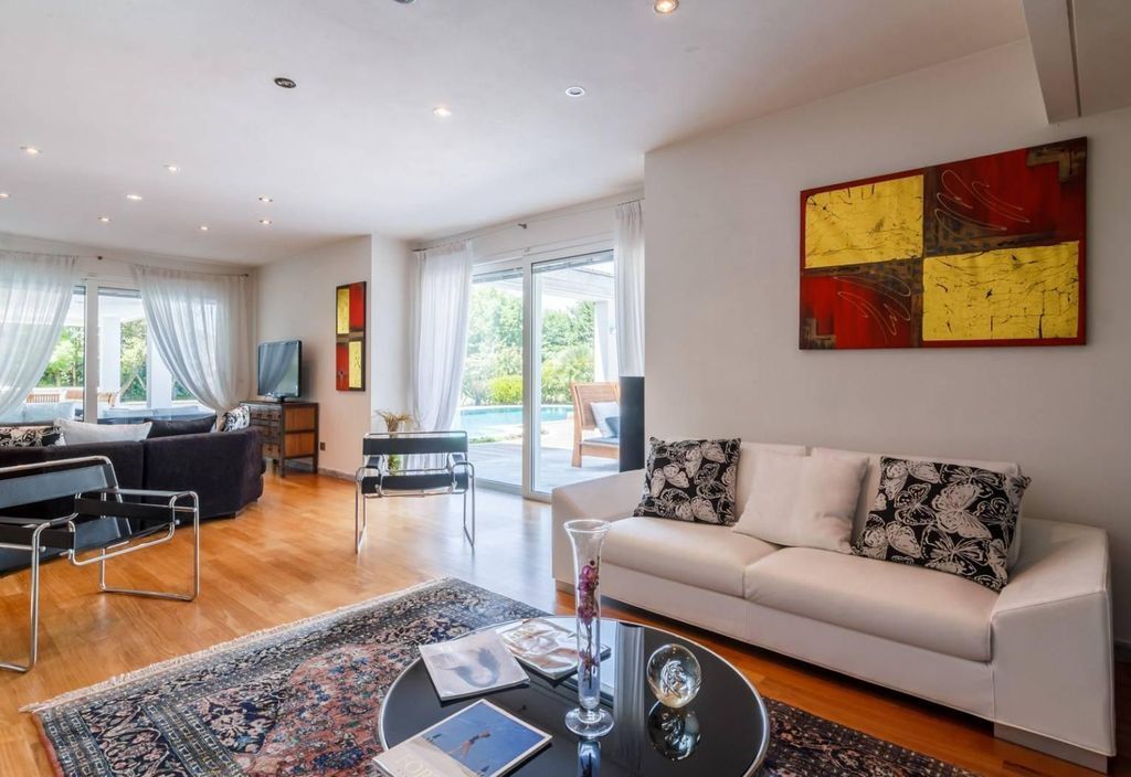 Вилла в Форте деи Марми, Италия, 560 м2 фото 3