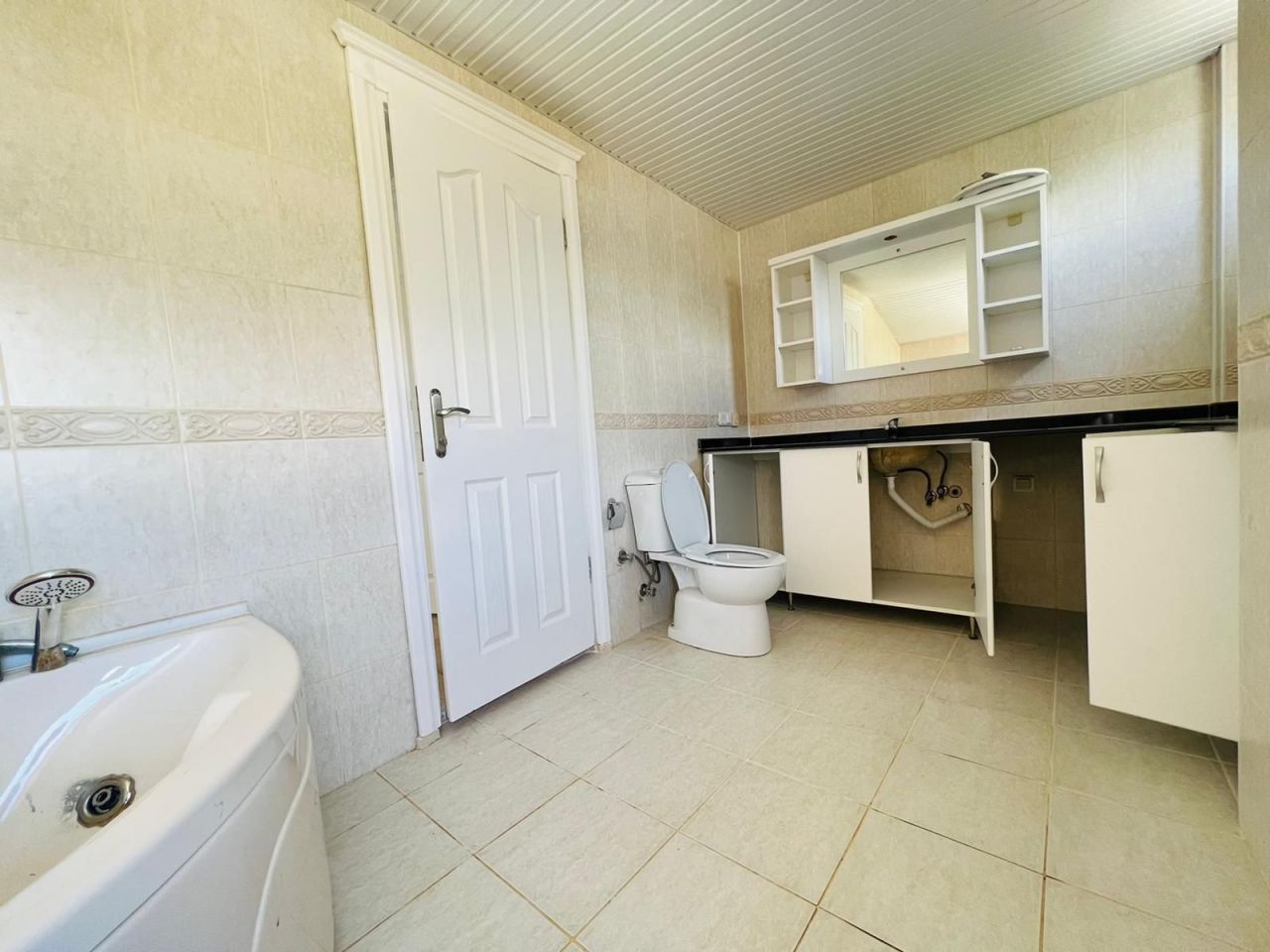 Квартира в Алании, Турция, 200 м2 фото 5
