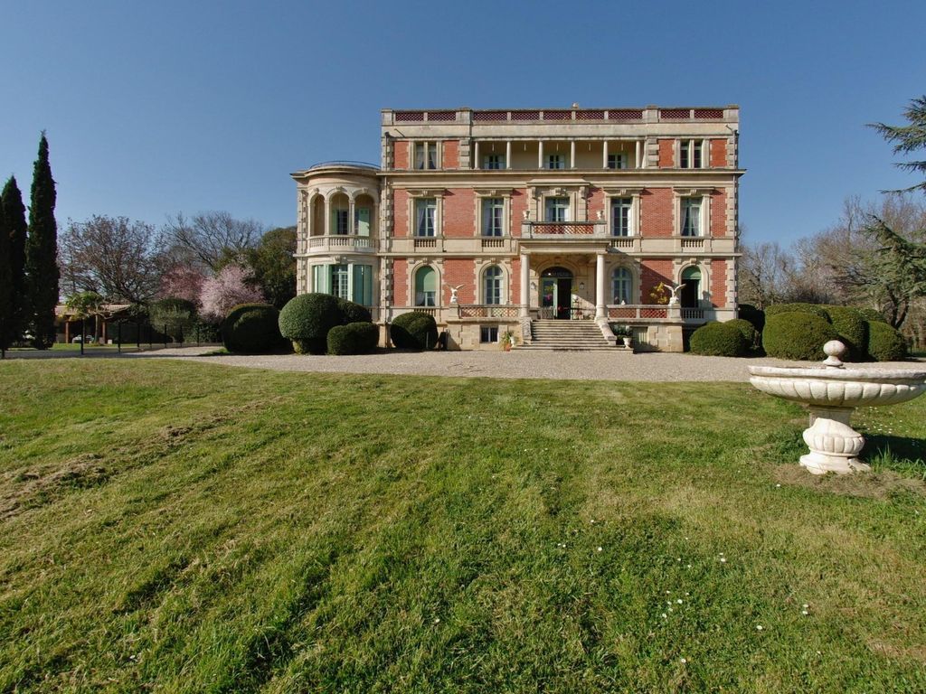 Поместье в Бордо, Франция, 1 100 м2 фото 3