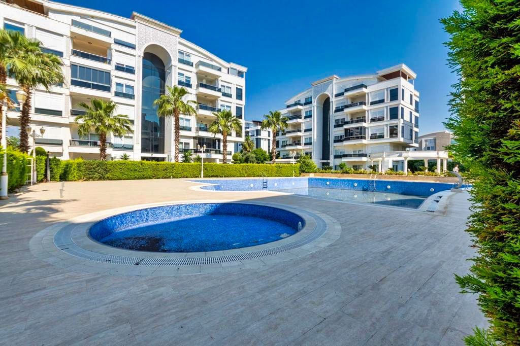 Квартира в Анталии, Турция, 320 м2 фото 3