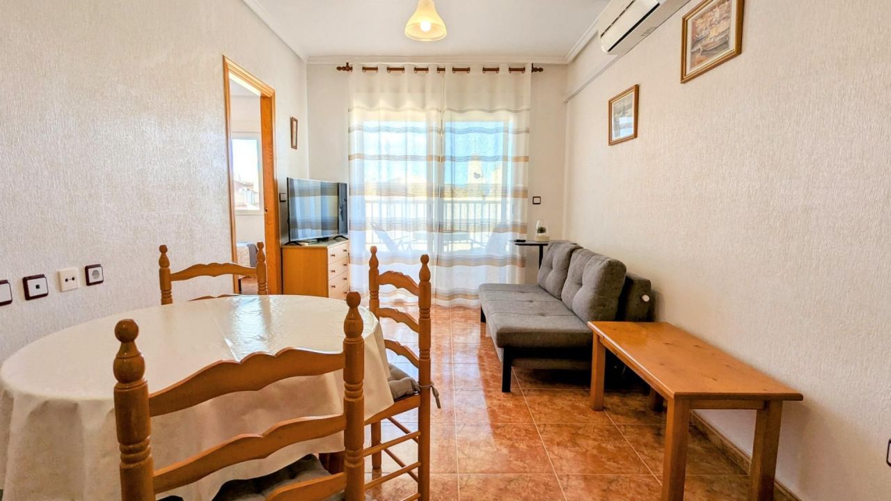 Квартира в Торревьехе, Испания, 50 м2 фото 2