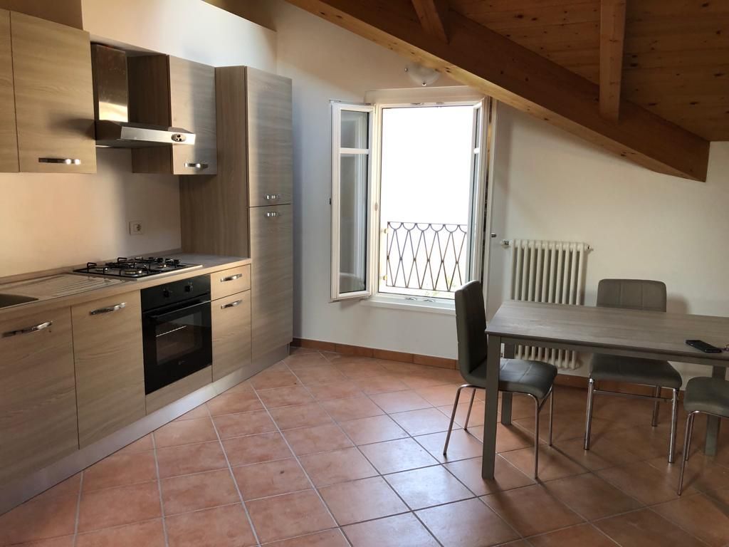 Квартира у озера Комо, Италия, 51 м2 фото 4