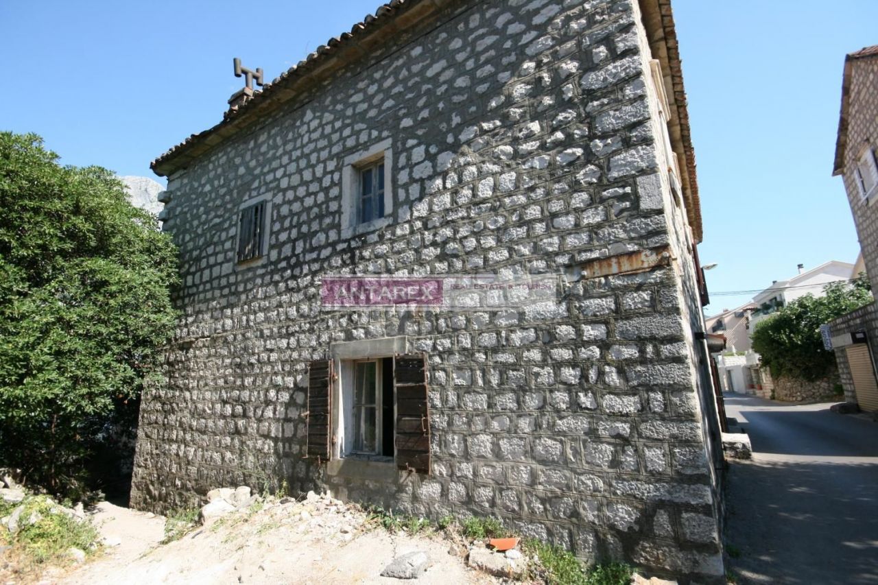 Вилла в Муо, Черногория, 94 м2 фото 2