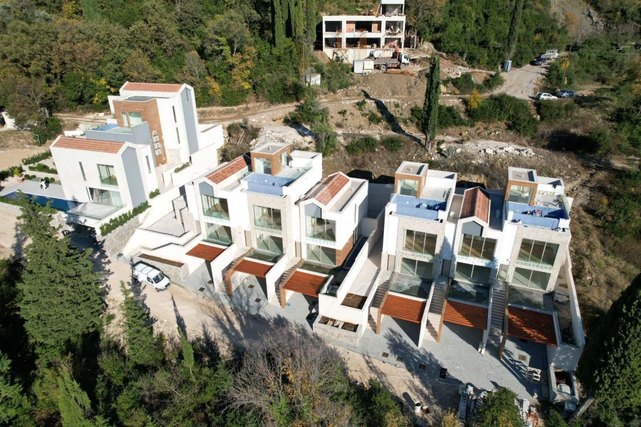 Вилла в Тивате, Черногория, 156 м2 фото 3