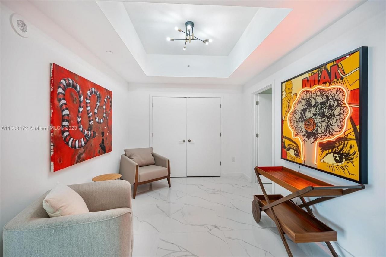Квартира в Майами, США, 200 м2 фото 3