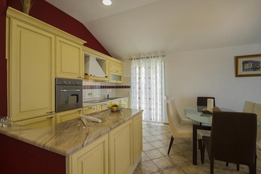 Апартаменты в Башка-Воде, Хорватия, 82 м2 фото 2