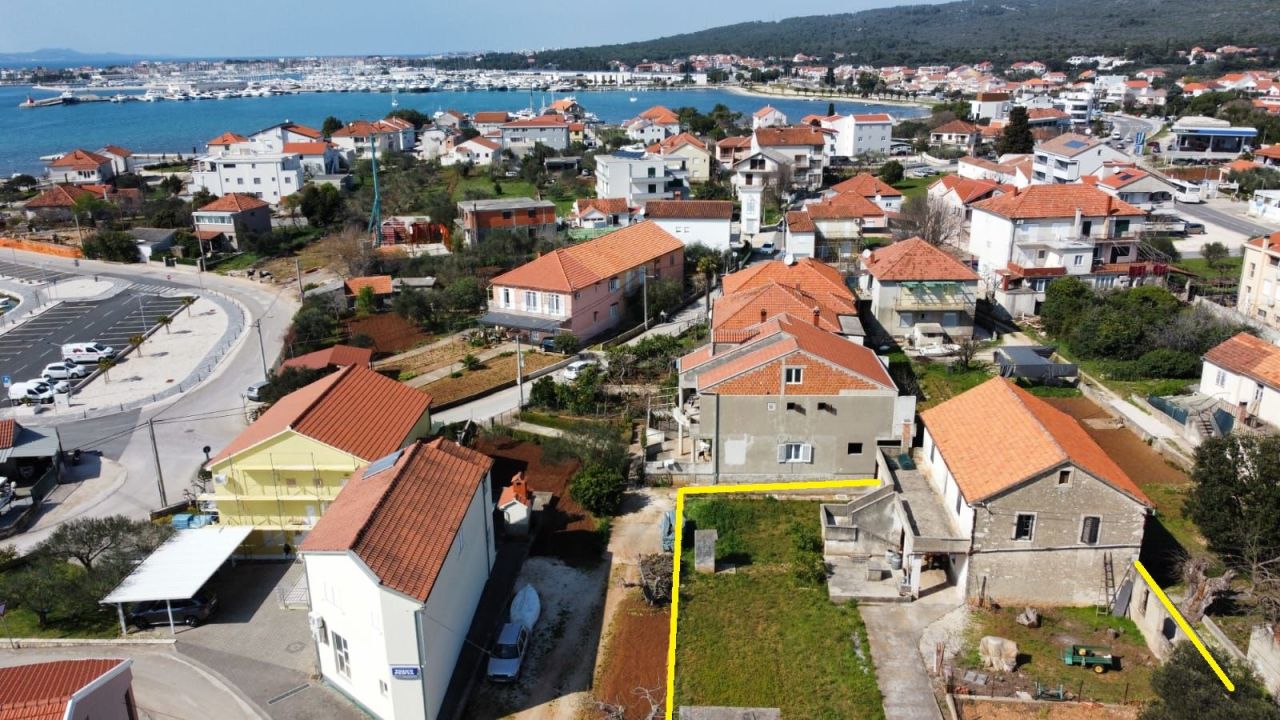Дом в Задаре, Хорватия, 250 м2 фото 1