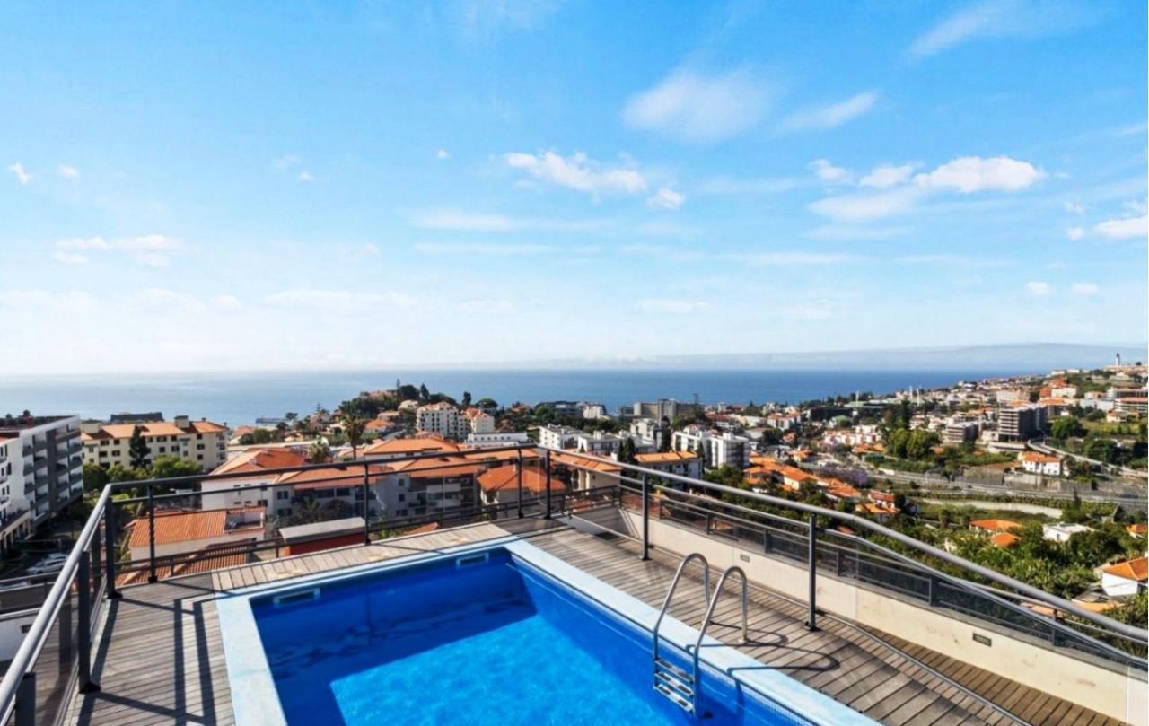 Апартаменты в Фуншале, Португалия, 256 м2 фото 1