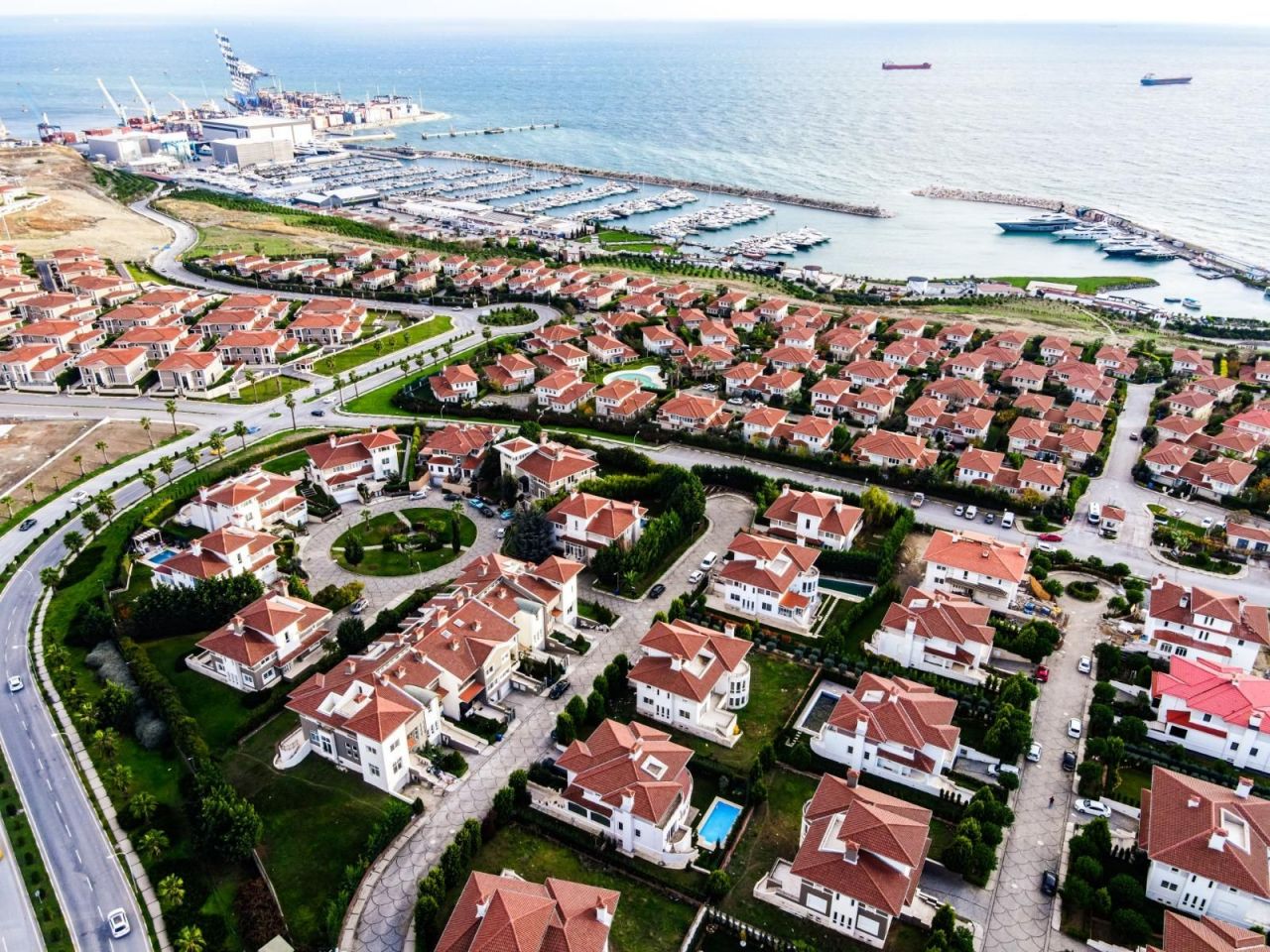 Вилла в Бейликдюзю, Турция, 353 м2 фото 4