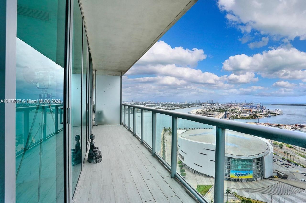 Квартира в Майами, США, 120 м2 фото 2