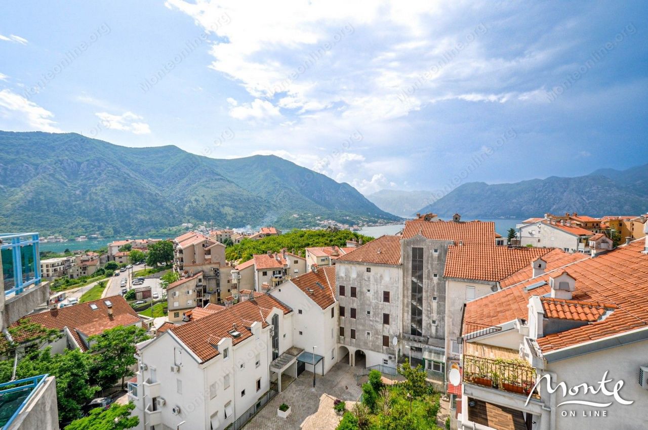 Квартира в Которе, Черногория, 97 м2 фото 4
