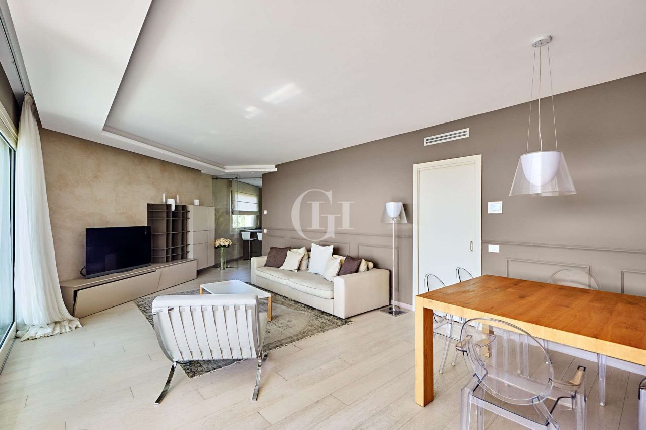 Апартаменты у озера Гарда, Италия, 132 м2 фото 4