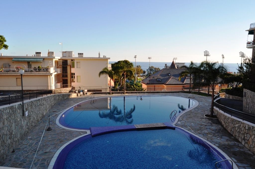 Апартаменты в Сан-Ремо, Италия, 123 м2 фото 2