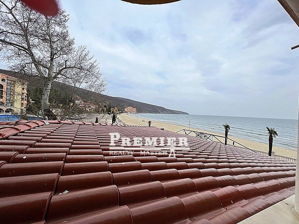 Квартира в Елените, Болгария, 64.04 м2 фото 2