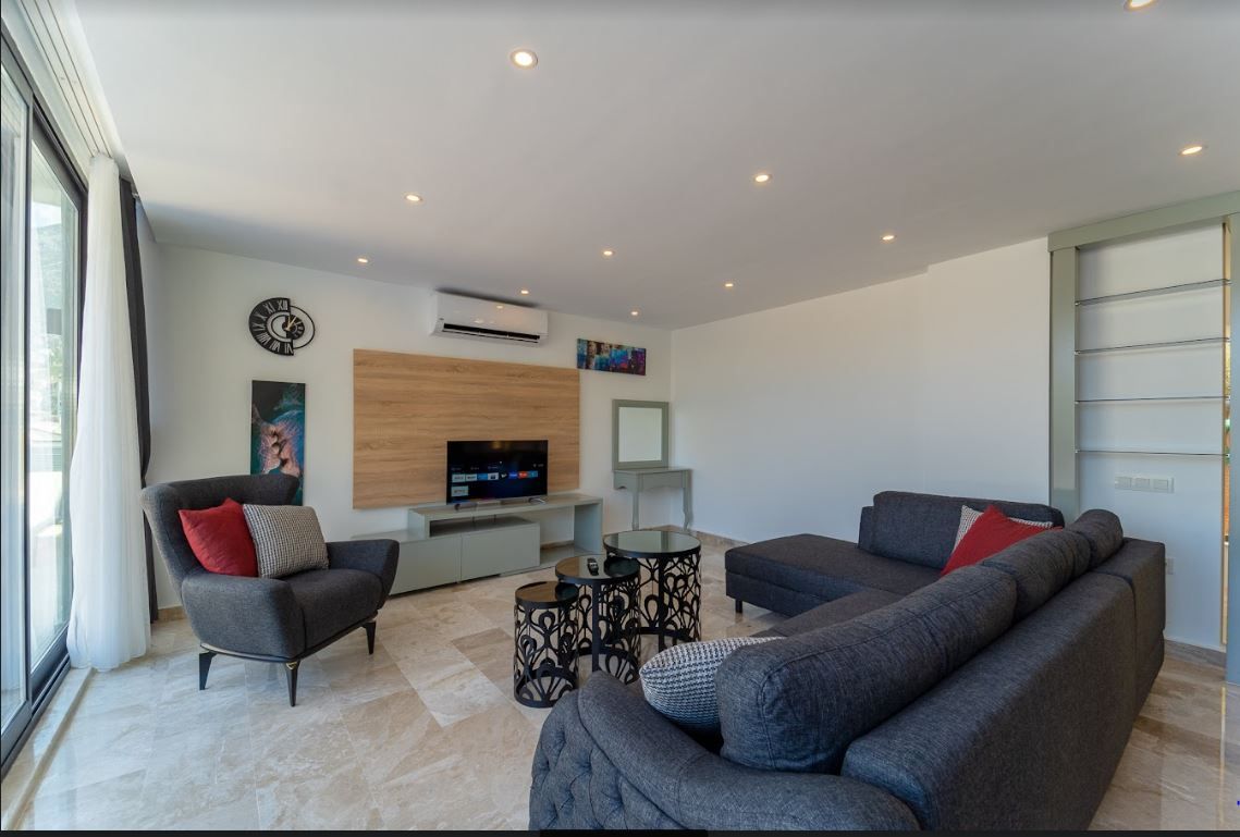 Вилла в Анталии, Турция, 800 м2 фото 2