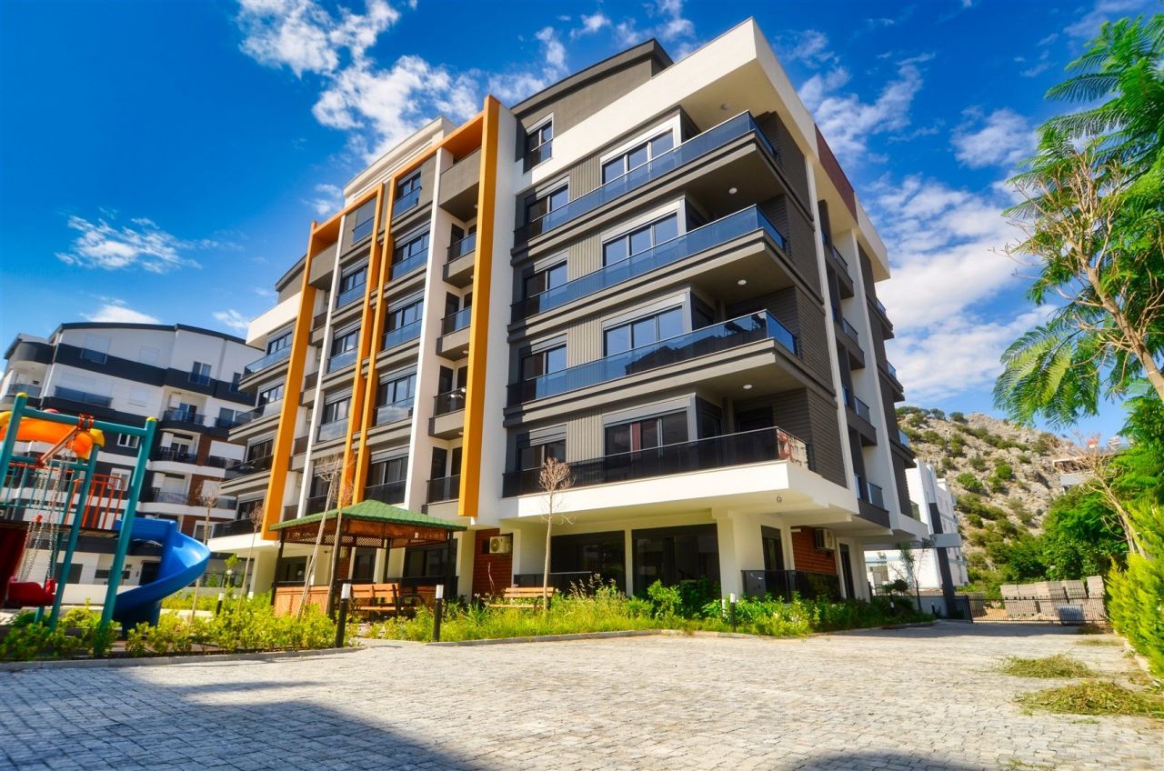 Квартира в Анталии, Турция, 60 м2 фото 2