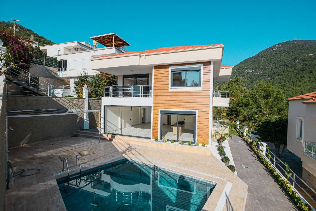 Вилла в Алании, Турция, 450 м2 фото 2