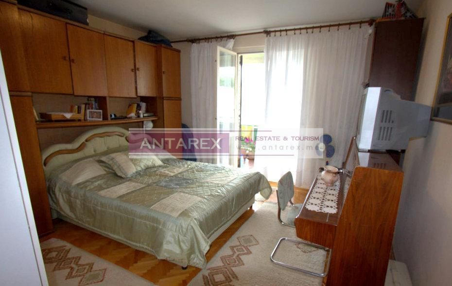 Апартаменты в Херцег-Нови, Черногория, 98 м2 фото 3