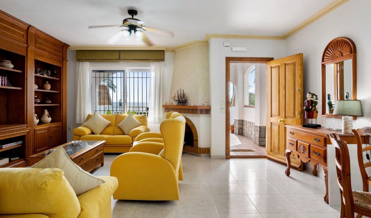 Дом в Деэса-де-Кампоаморе, Испания, 138 м2 фото 3