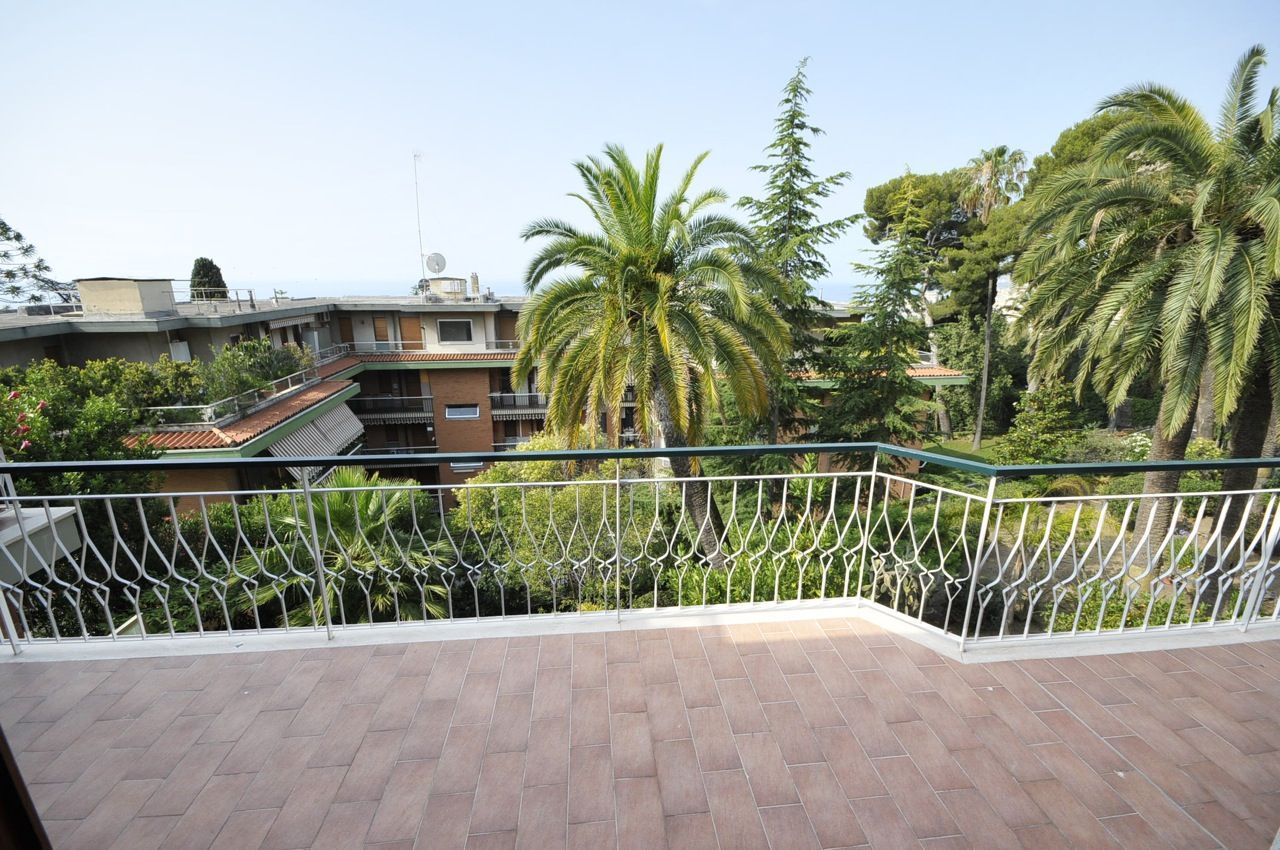Квартира в Сан-Ремо, Италия, 95 м2 фото 4