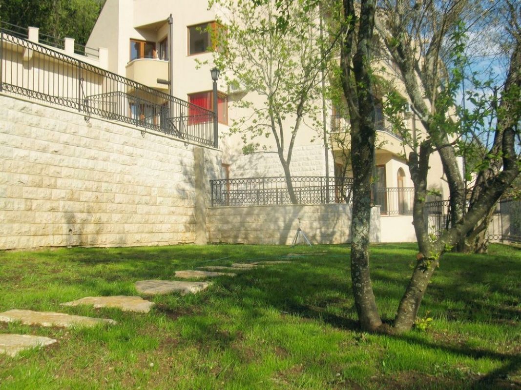 Дом в Херцег-Нови, Черногория, 300 м2 фото 2